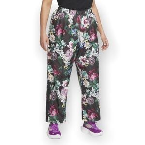 Nike Women's Woven Pants